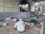 proses-pembangunan-taman-batas-kota-di-kawasan-jalan-amir-machmud-kota-cimahi_20180105_185629.jpg