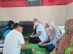 puluhan-warga-yang-terdampak-kebakaran-TPA-Pasir-Bajing.jpg