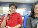 rasya-dan-aqeela-pemeran-sinetron-dari-jendela-smp-saat-wawancara-virtual.jpg
