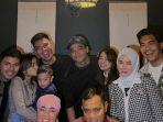 rebecca-dan-keluarga-fadly.jpg