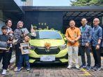 reward-satu-unit-mobil-Brio-Satya-kepada-nasabah-program-Mulia-Pegadaian.jpg