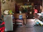 rumah-memakai-papan-kayu-jati-di-indramayu.jpg