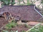 rumah-rusak-di-dua-desa-di-Rongga.jpg