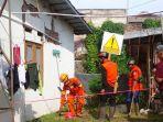 rumah-warga-retak-tergerus-longsor.jpg