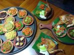 sajian-menu-daging-ayam-dan-daging-puyuh-ditambah-16-variasi-sambal-di-sangrai_20171110_173807.jpg