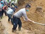 salah-satu-titik-longsor-di-kabupaten-tasikmalaya-s.jpg
