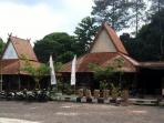 Dewan Sumedang akan Ajukan Anggaran untuk Perbaikan Saung Budaya Sumedang