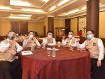 sekretaris-daerah-provinsi-jabar-setiawan-wangsaatmaja-memberikan-arahan.jpg