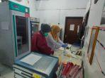 suasana-di-dalam-ruang-penyimpanan-darah-di-pmi-majalengka.jpg
