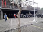 suasana-kantor-pt-persib-bandung-bermartabat-selasa-17102017_20171017_140556.jpg
