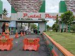 suasana-pintu-masuk-pantai-barat-pangandaran-sabtu-4122021.jpg