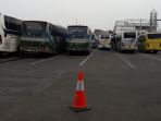 suasana-terminal-cicaheum-yang-terlihat-sepi_20170623_112258.jpg