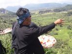tabur-bunga-di-tpa-leuwigajah-peringati-hari-peduli-sampah-nasional_20180221_152358.jpg