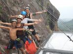 tamu-sky-lodge-padjadjaran-anyar-hotel-di-tebing-gunung-parang-purwakarta-3_20171102_154316.jpg