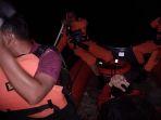 tim-rescue-kantor-pencarian-dan-pertolongan-bandung-kantor-sar-bandung-selamatkan-warga.jpg