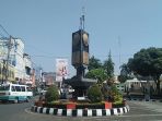 tugu-adipura-tasikmalaya-yang-berada-di-kawasan-taman-kota-tasikmalaya_20180830_194401.jpg
