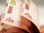 uang-rupiah-sedang-dihitung_20150708_100015.jpg