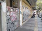 vandalisme-di-dinding-bangunan-yang-ada-di-jalan-braga.jpg