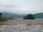 waduk-jatigede-penuh-sampah.jpg