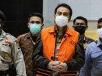 wakil-ketua-dpr-azis-syamsuddin-ditahan-seusai-diperiksa-di-gedung.jpg