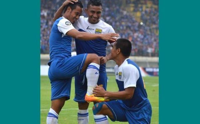 Giman Akui Ketangguhan Persib - 20140113dna_Persib_Persita_01.jpg