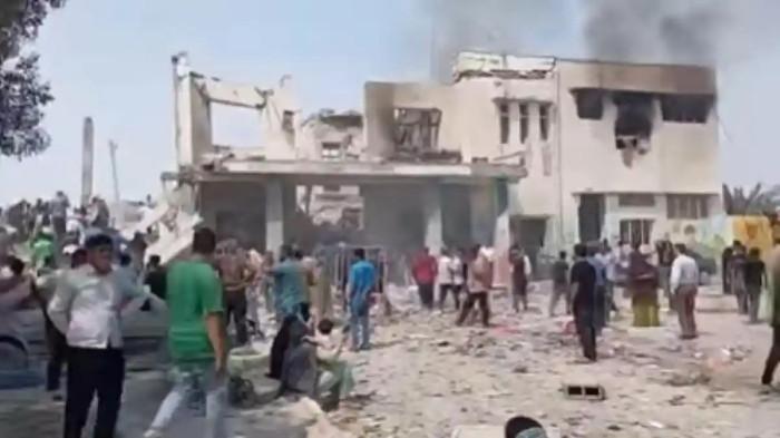 DIHANTAM RUDAL ISRAEL - Kondisi gedung sekolah dasar (SD) Shajareye Tayabeh di Kota Minab, Hormozgan, Iran Selatan, usai dihantam rudal Israel, Sabtu (28/2/2026) pagi.