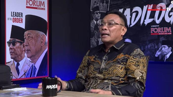 EKS WAKEUM PROJO BUKA-BUKAAN