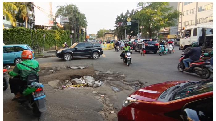 Catat 3 Cara Laporkan Jalan Berlubang Di Jakarta Warga Diimbau Jangan Catat 3 Cara Laporkan Jalan Berlubang Di Jakarta Warga Diimbau Jangan