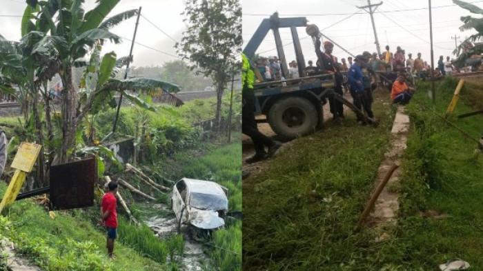 KECELAKAAN HARI INI - Minibus Avanza pengantar jemaah haji tertabrak Kereta Api di rel pelintasan tanpa palang pintu, Desa Tuko, Kecamatan Pulokulon, Kabupaten Grobogan, Jawa Tengah, Jumat (1/5/2026) dinihari. Empat orang tewas dalam kecelakaan tersebut.