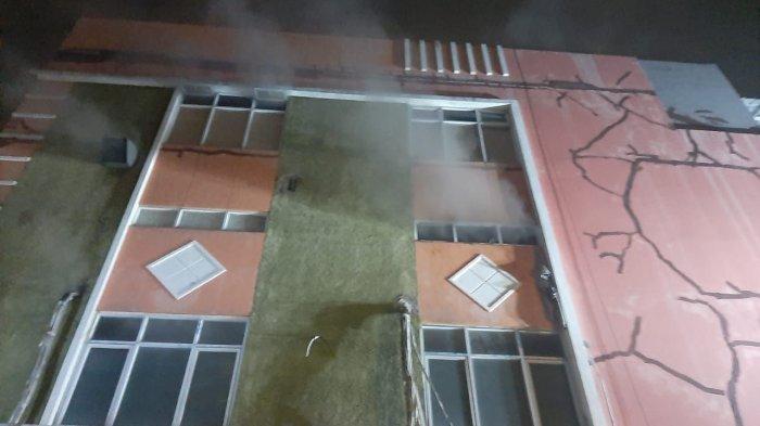 Kebakaran Ruko Karaoke di Tanjung Duren, 8 Orang Luka-luka Akibat Loncat dari Lantai 3