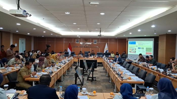 Rapat Raperda APBD Perubahan, Komisi E DPRD DKI Soroti Layanan Puskesmas yang Belum Merata