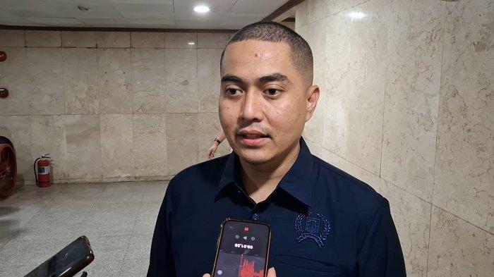 PROGRAM PILAH SAMPAH - Wakil Ketua DPRD DKI Jakarta Wibi Andrino meminta, gerakan pilah sampah harus berjalan konsisten dengan pelaksanaan dan pengawasan yang baik, sehingga tidak hanya sebatas seremoni.