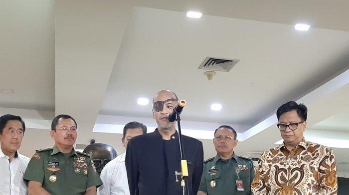 Putra Bungsu BJ Habibie Kerap Penutup Mata Sebelah: Thareq Kemal Habibie Derita Penyakit Ini