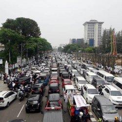 Peserta Reuni 212 Mulai Bubarkan Diri, Lalu Lintas Bisa Dilalui Kendaraan