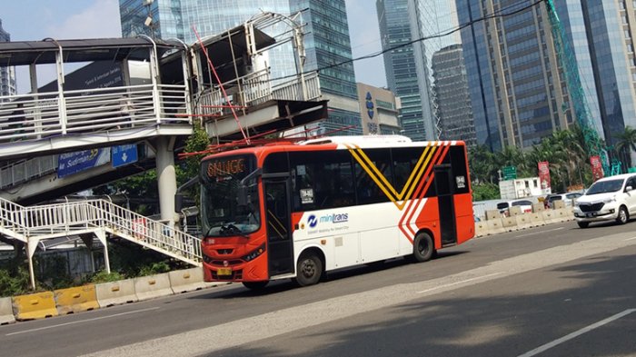KAJI SUBSIDI TRANSPORTASI UMUM - Gubernur DKI Jakarta Pramono Anung mempertimbangkan untuk melakukan penyesuaian terhadap subsidi transportasi umum di ibu kota imbas pemangkasan dana bagi hasil (DBH) dari pemerintah pusat untuk Jakarta yang mencapai Rp15 triliun.
