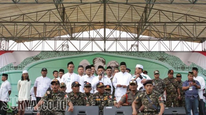 Cagub Saifullah Yusuf Bersama Ribuan Jemaah Deklarasi Antiterorisme dan Radikalisme
