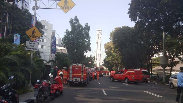Sekjen Kemenhub : Tidak Ada Api yang Keluar, Namun Asapnya Sangat Pekat