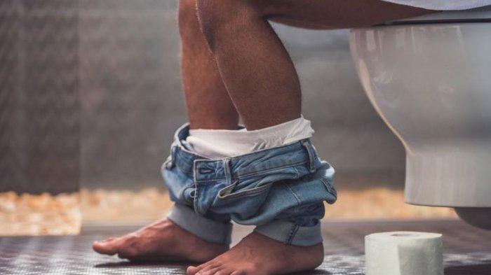 Sedang Tidur Pulas, Alat Kelamin Pria Ini Dipotong dan Dibuang Pacarnya ke Toilet karena Cemburu