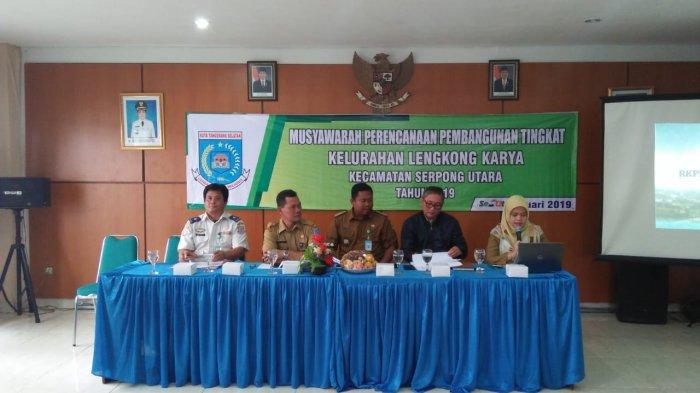Warga Lengkong Gudang Minta Perpustakaan di Musrenbang