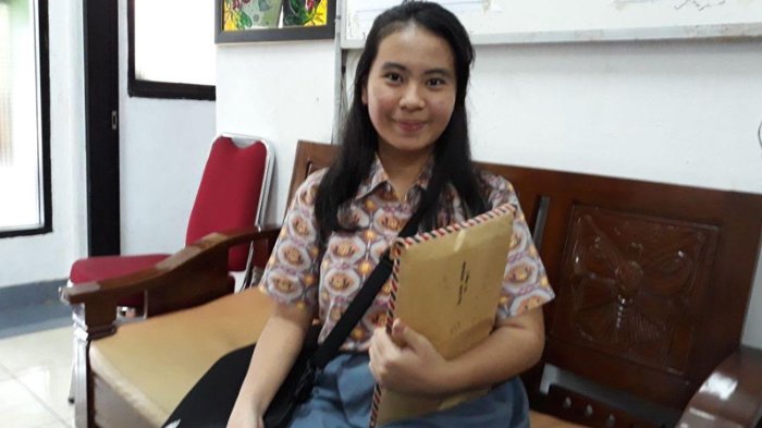 Ternyata Ini Rahasia Siswi 15 Tahun Sudah Ikut UNBK SMA