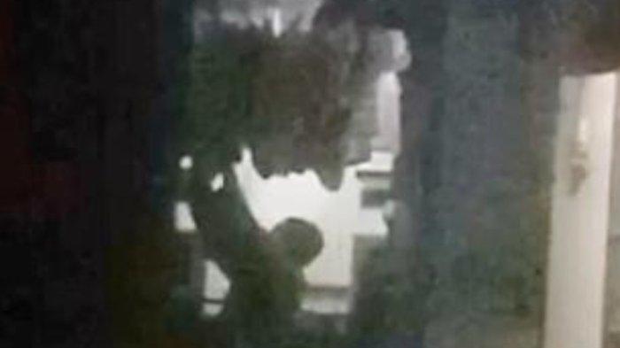 Detik-detik Maling Pakaian Dalam Wanita di Kranji Bekasi Terekam Kamera Ponsel