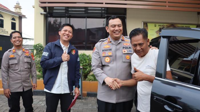 Sempat Putus Asa, Korban Penggelapan Terharu Motor dan Mobilnya Dikembalikan Polres Pelabuhan Priok