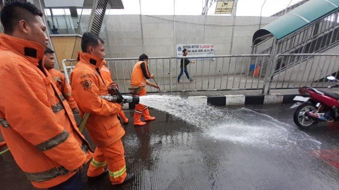 Dishub Berencana Tambah Personel untuk Patroli Malam di Trotoar Stasiun MRT Lebak Bulus