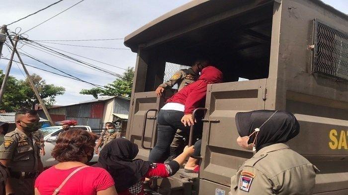 Satpol PP Gerebek Tempat Pijat Plus-plus Berkedok Salon: Saksi Bisu Berupa Kasur dan Tirai Diamankan