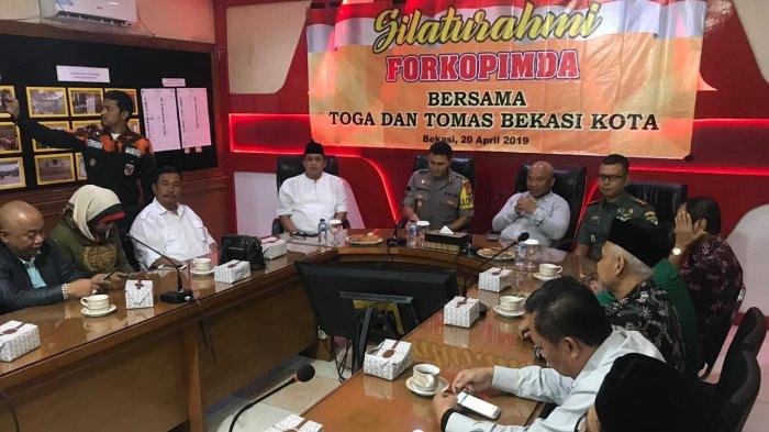 Wali Kota Bekasi Janji Berikan Apresiasi untuk 'Pahlawan' Pemilu yang Gugur