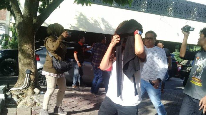 Selain AC, TP, BS, ML dan RF, Polisi Juga Akan Panggil FG Terkait Kasus Dugaan Prostitusi Online