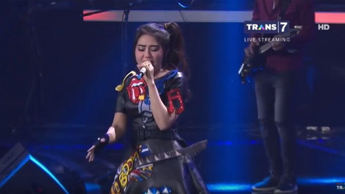 Kolaborasi Via Vallen Bersama Slank di Panggung Slank in Love, Via Vallen: I Slank You Lho Mas