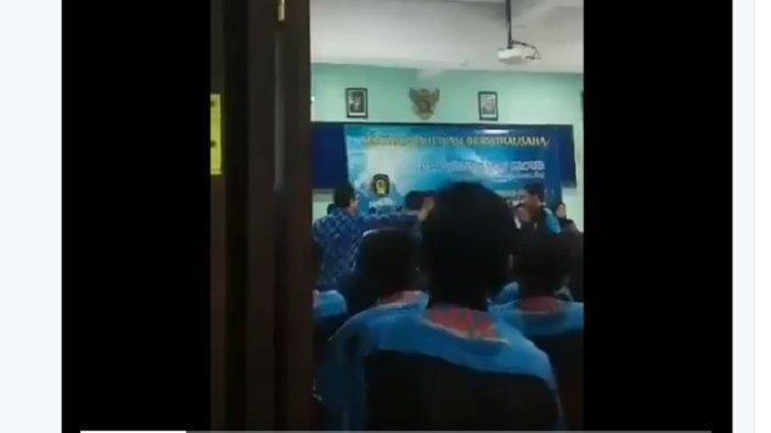 Viral Video Motivator Tempeleng Siswa SMK hingga Mimisan, Diduga Tersinggung & Kronologinya