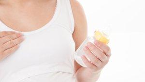 Ada-aturan-yang-harus-diperhatikan-ketika-sang-ibu-memberikan-susu-formula.jpg