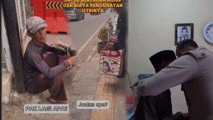 Ahmad-ditolong-polisi.jpg